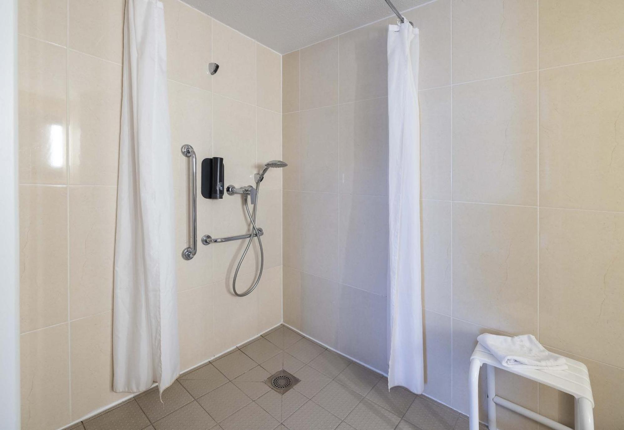 B&B Hotel Perpignan Sud Porte D'Espagne Екстер'єр фото