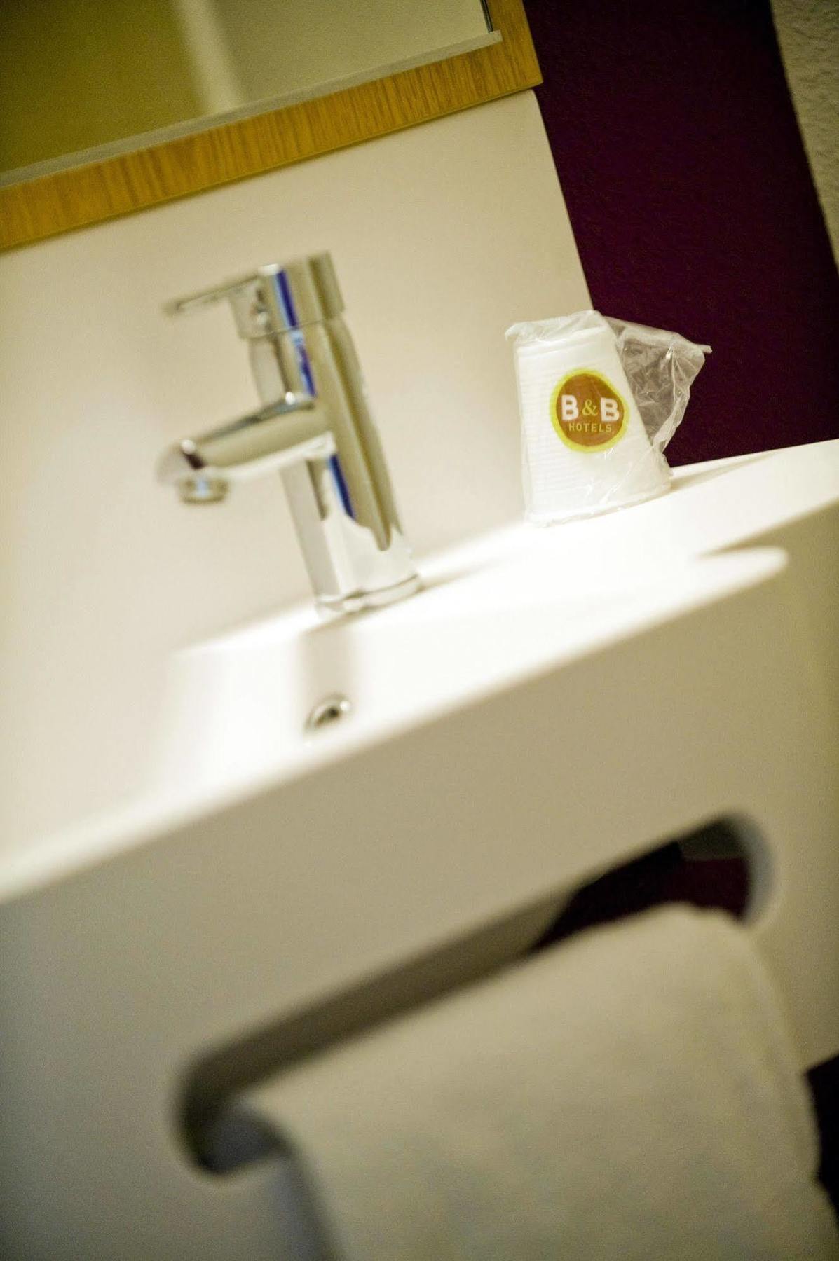B&B Hotel Perpignan Sud Porte D'Espagne Екстер'єр фото
